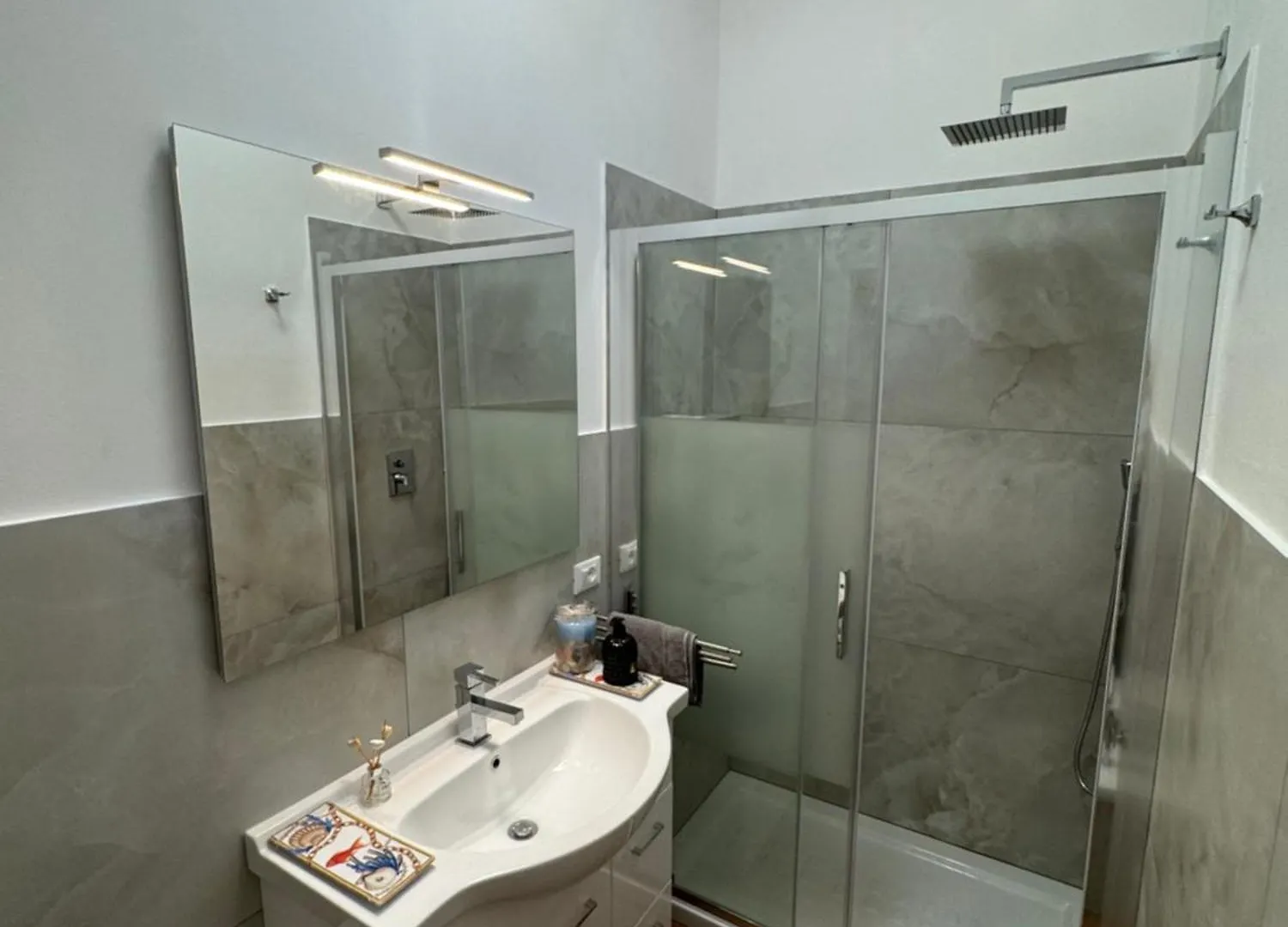 Lucy'S House, Elegante Alloggio Rustico Con Tutti I Comfort Moderni A ピサ