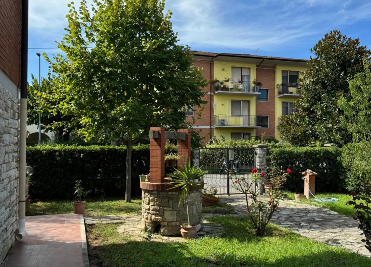 Lucy'S House, Elegante Alloggio Rustico Con Tutti I Comfort Moderni A Pisa