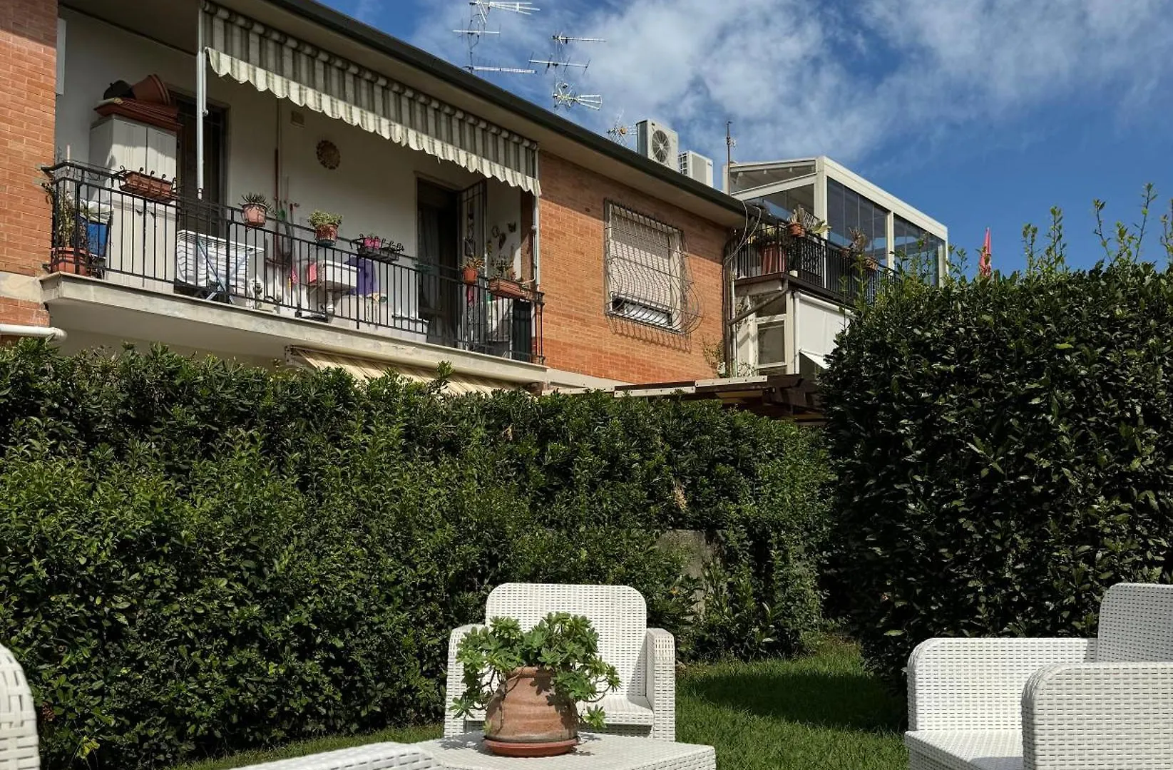 Lucy'S House, Elegante Alloggio Rustico Con Tutti I Comfort Moderni A Pisa