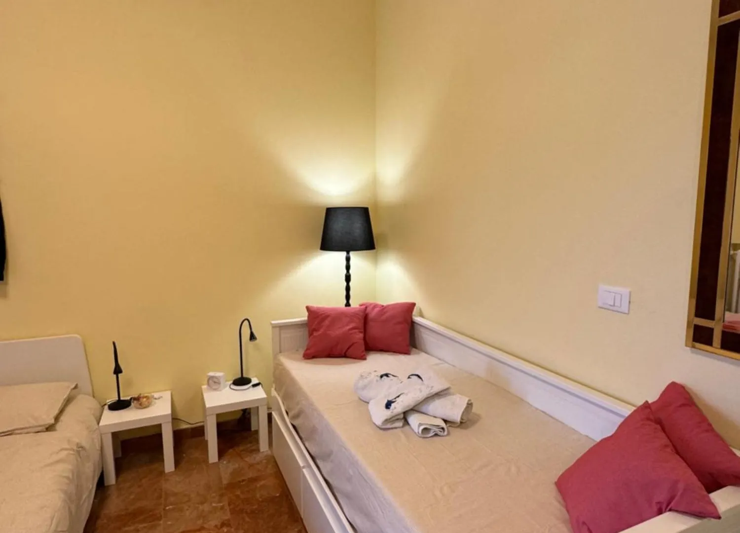 Affittacamere Lucy'S House, Elegante Alloggio Rustico Con Tutti I Comfort Moderni A Pisa Italia